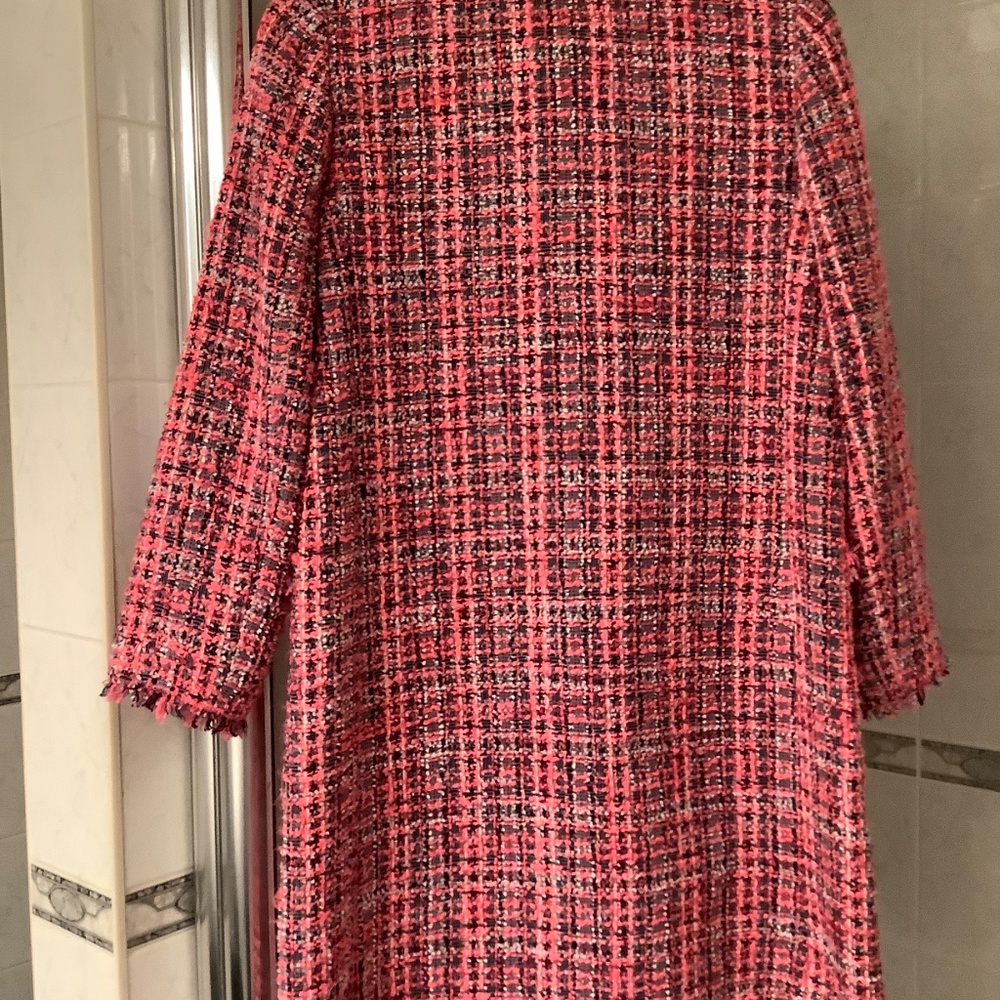 Coat - Picture 2 of 4